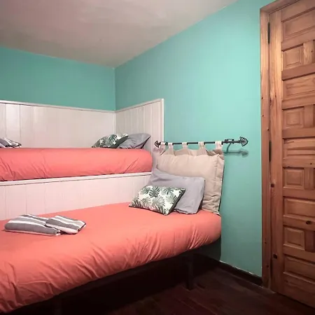 La Casa Del Castillo Holiday home Ferrol