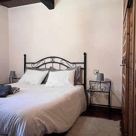 La Casa Del Castillo Holiday home Ferrol